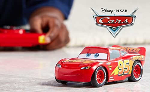 Spielzeugauto Lightning McQueen von Disney Pixar Cars